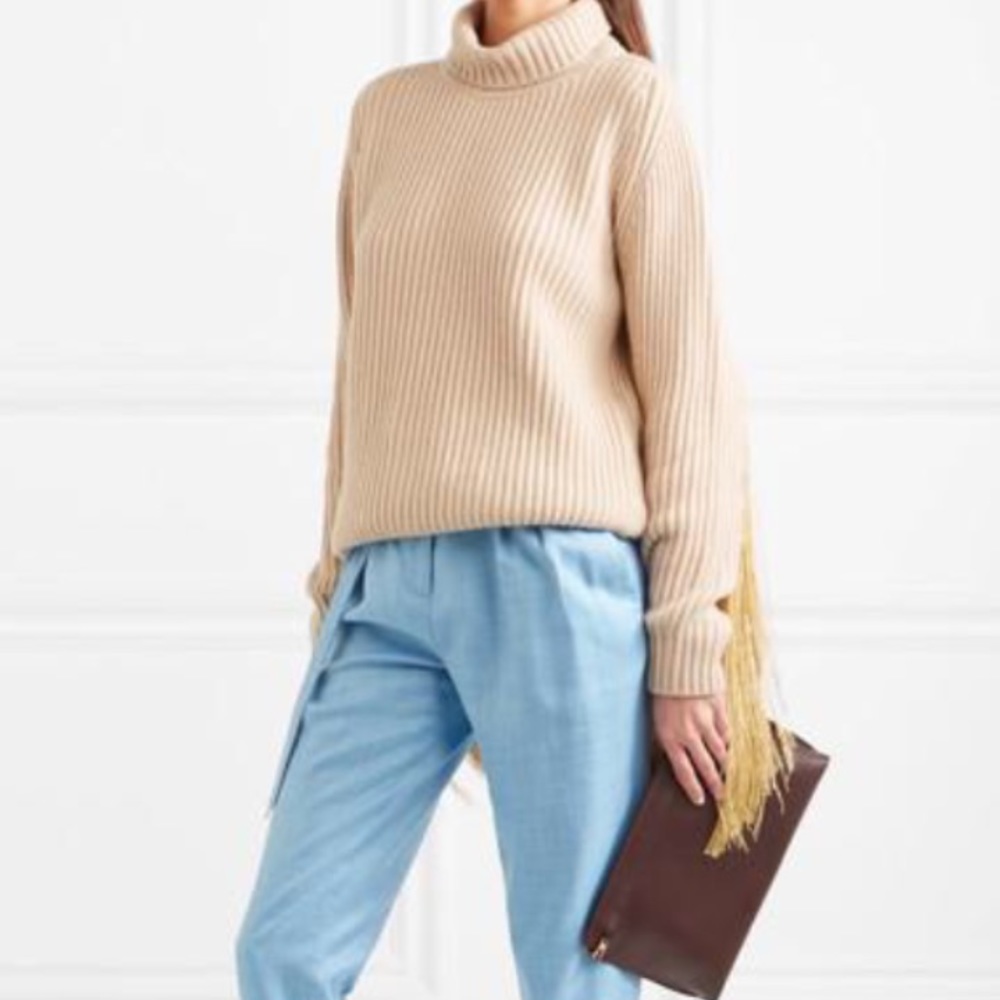 Hillier Bartley Cashmere Fringe Oversized Turtleneck Sweater Cream Gold S / M